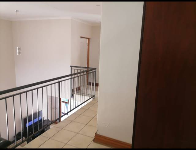 3 BEDROOM TOWNHOUSE FOR SALE IN CASA ACACIA